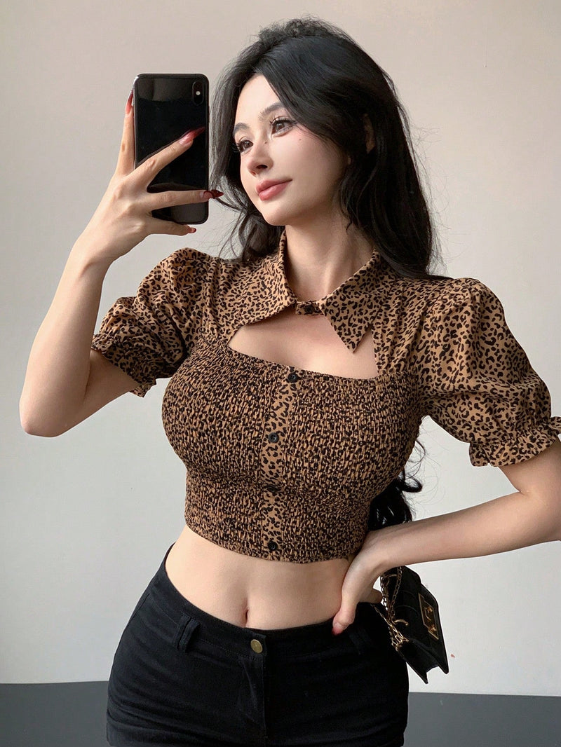 DAZY Blusa De Manga Corta Hueca Con Estampado De Leopardo Para Mujeres