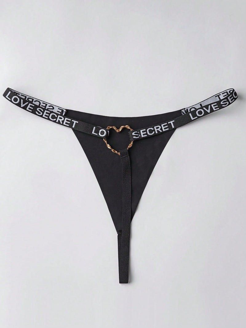 Tanga Sexy Con Detalle De Hebilla En Forma De Corazon Y Diseno De Letras Del Alfabeto