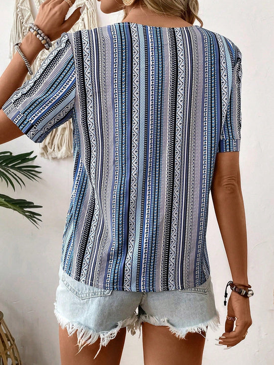 LUNE Blusa Con Escote En V Y Panel De Encaje Con Diseno Floral Y Cinta A La Moda