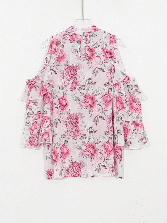 DAZY Blusa casual holgada plisada con cuello abierto y hombros descubiertos con diseno de flores