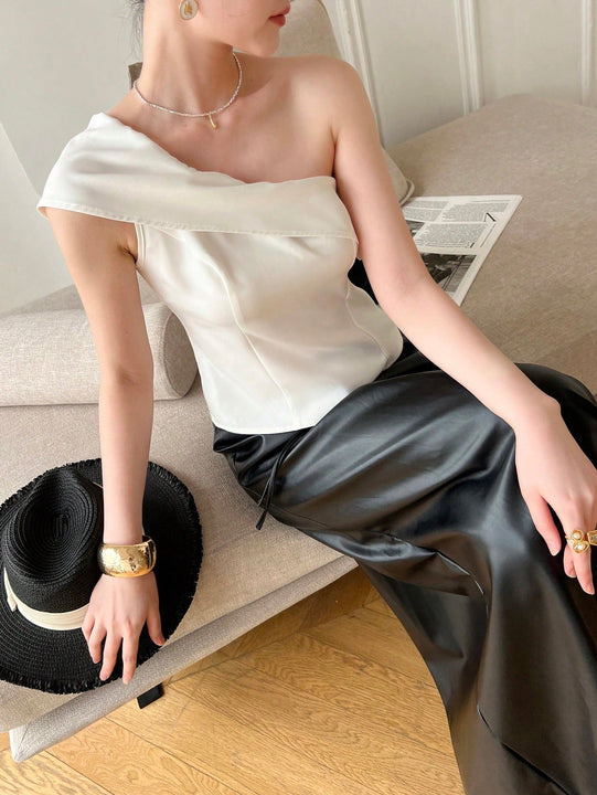 Prive Camisa De Mujer Con Un Solo Hombro Y Cuello Doblado