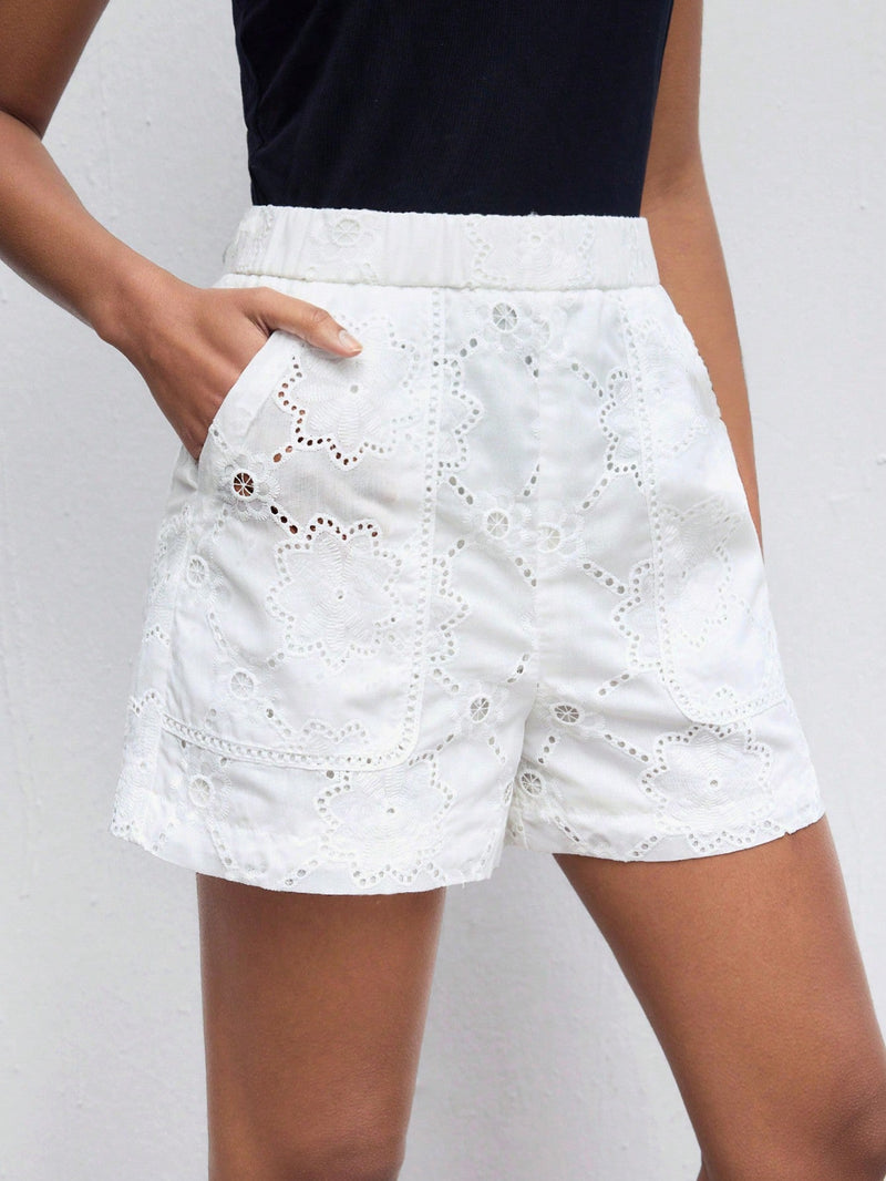 Maija Shorts de verano casual de mujer de unicolor con bordado de ojales y bordado