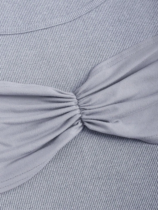 Camiseta Corta De Bloqueo De Color Con Pliegues Ajustados