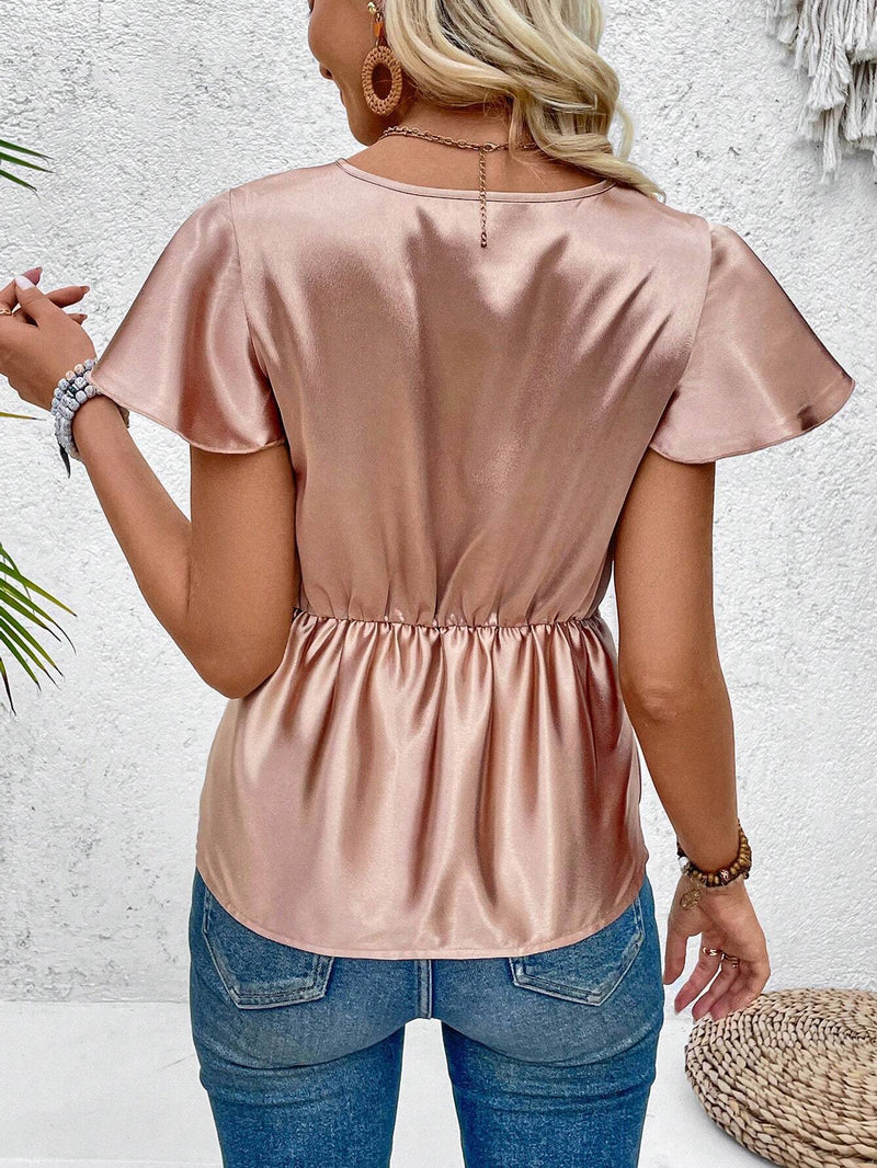 Top De Verano Casual Con Detalle Retorcido En El Frente Y Dobladillo Con Volantes Y Adornos