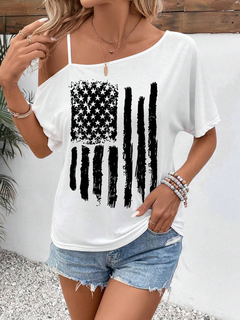 Camiseta de verano para mujer en version ampliada con patron simple y cuello asimetrico de manga corta con estampado de bandera estadounidense para el Dia de la Independencia