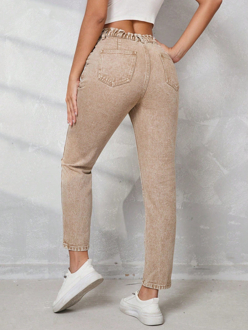 Tall Pantalones Jeans casuales para mujer con cintura elastica, detalle plisado y piernas conicas en color caqui