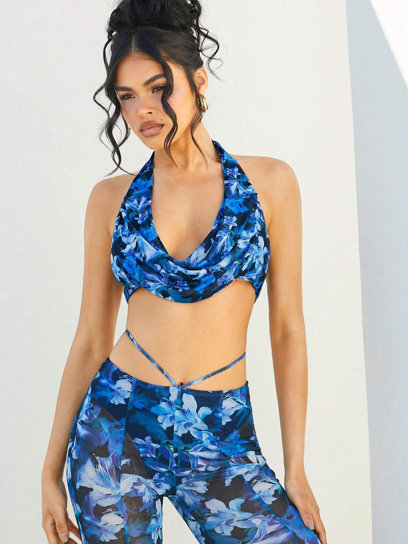 Haute Top para el verano con diseno floral, estilo envolvente, halter y lazo en la parte posterior