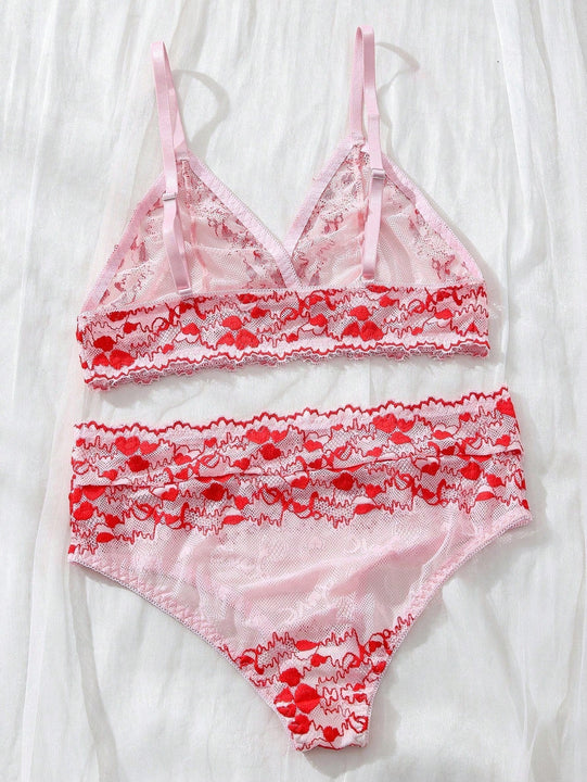 Conjunto de ropa interior femenina sencillo y comodo con encaje en forma de corazon