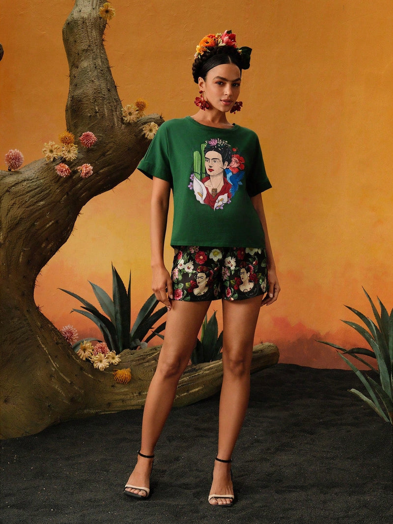 Frida Kahlo X  Corto estampado con figura y flores, de ocio y verano, con cinturon