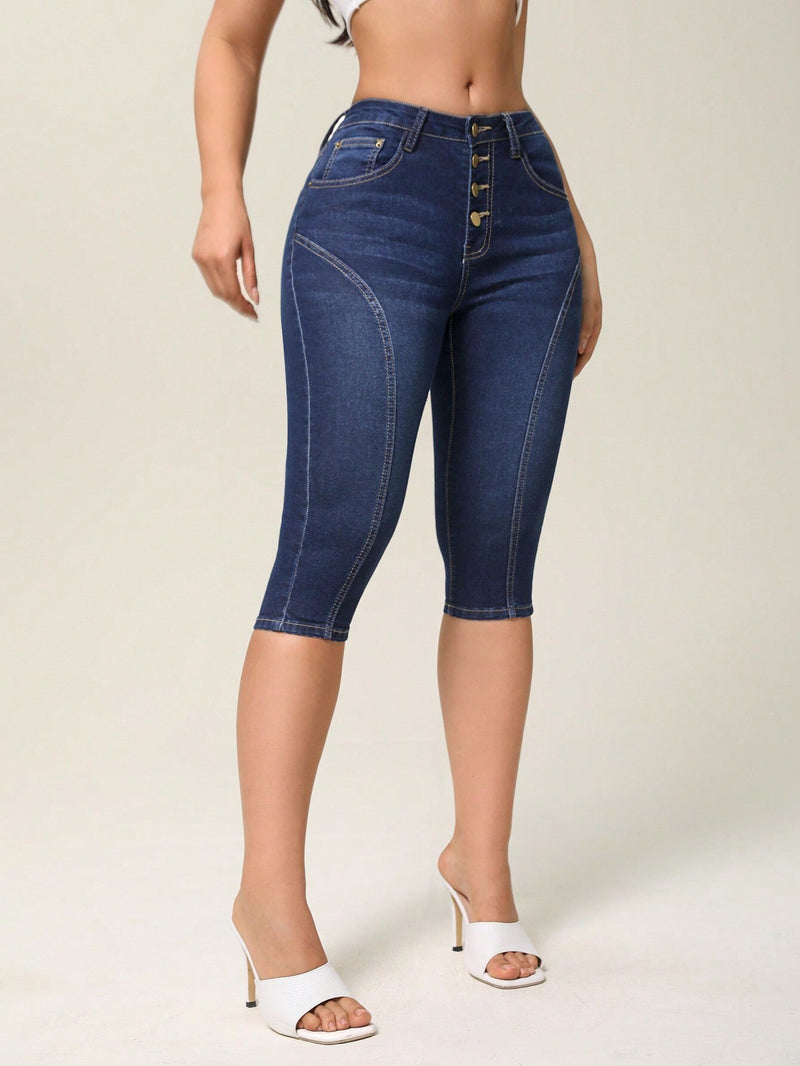 Essnce Jeans Capri lavados con botones de ajuste cenido para uso casual