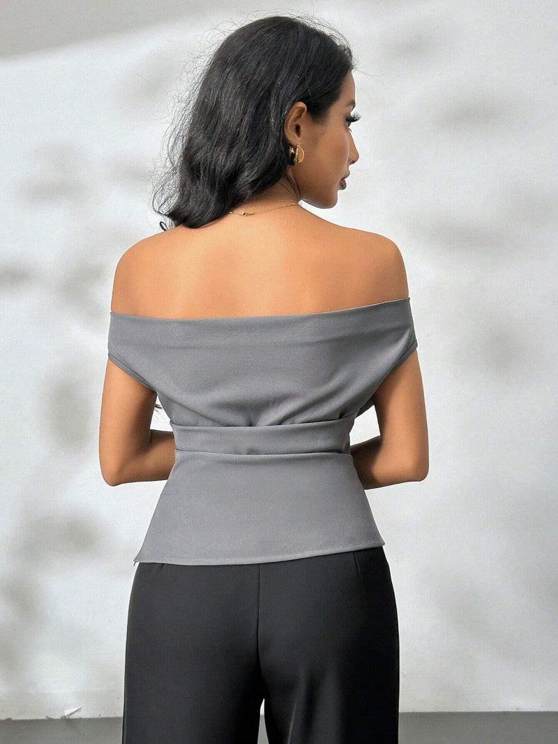 Prive Elegante blusa de mujer con diseno que realza los hombros para usar en la oficina con corte descubierto en los hombros