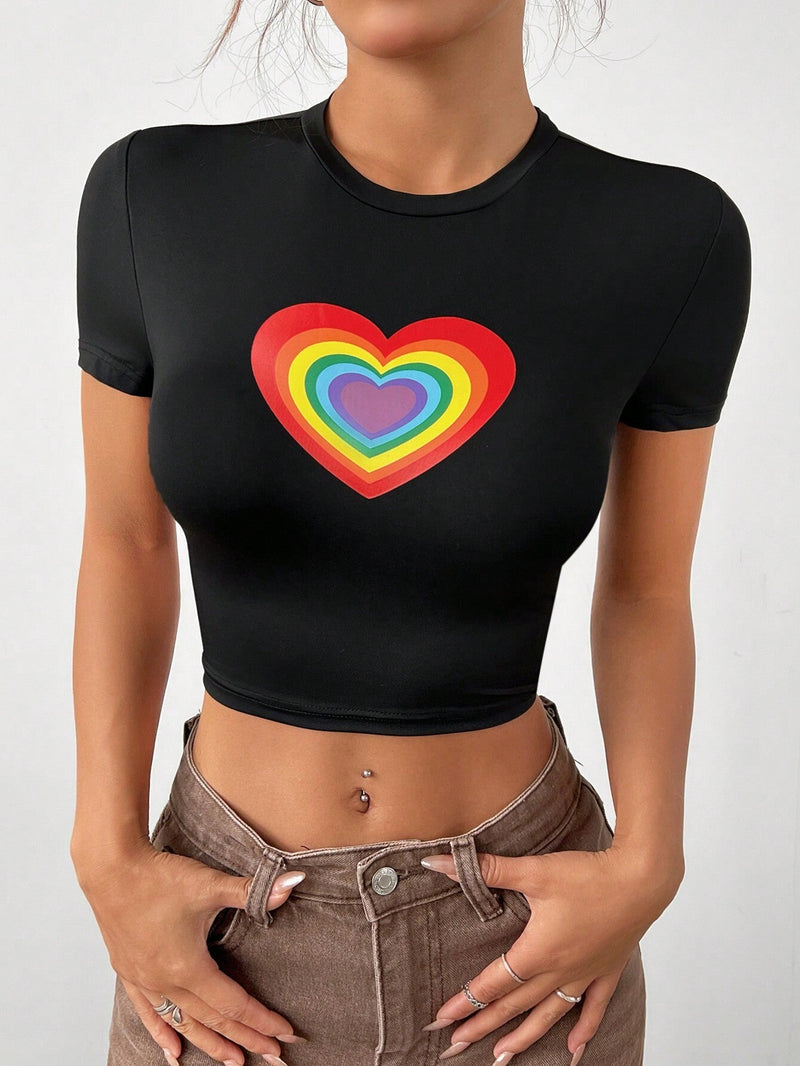 Camiseta corta de verano para mujer con mangas recortadas, forma de corazon arcoiris y corte ajustado