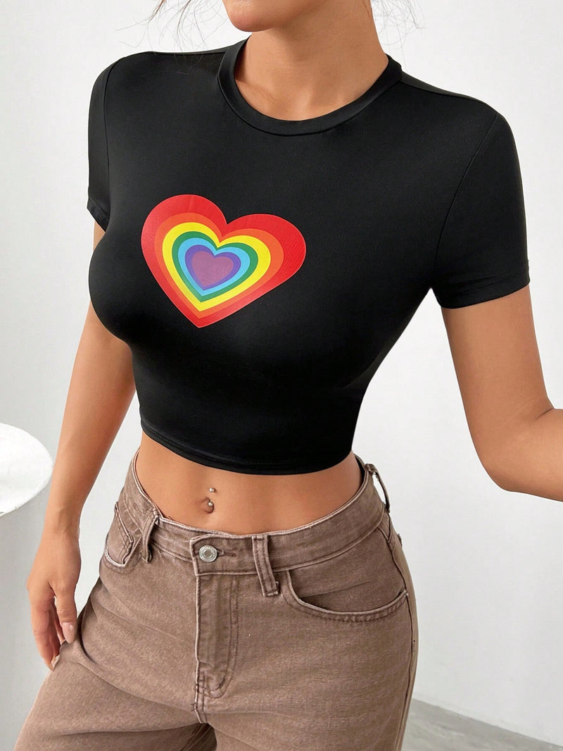 Camiseta corta de verano para mujer con mangas recortadas, forma de corazon arcoiris y corte ajustado