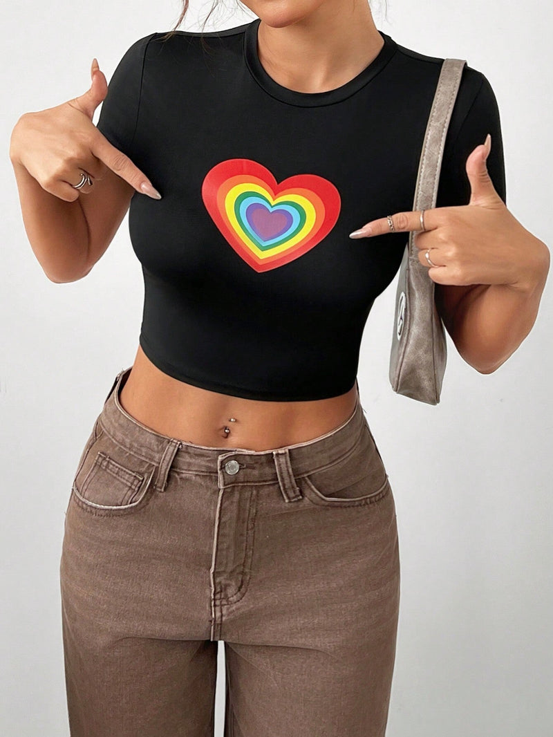 Camiseta corta de verano para mujer con mangas recortadas, forma de corazon arcoiris y corte ajustado