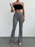 Tall pantalones acampanados con estampado de leopardo