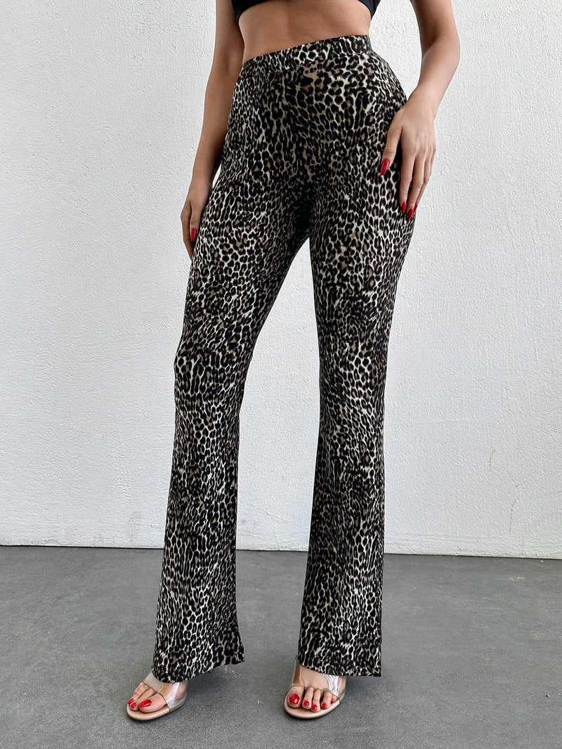 Tall pantalones acampanados con estampado de leopardo