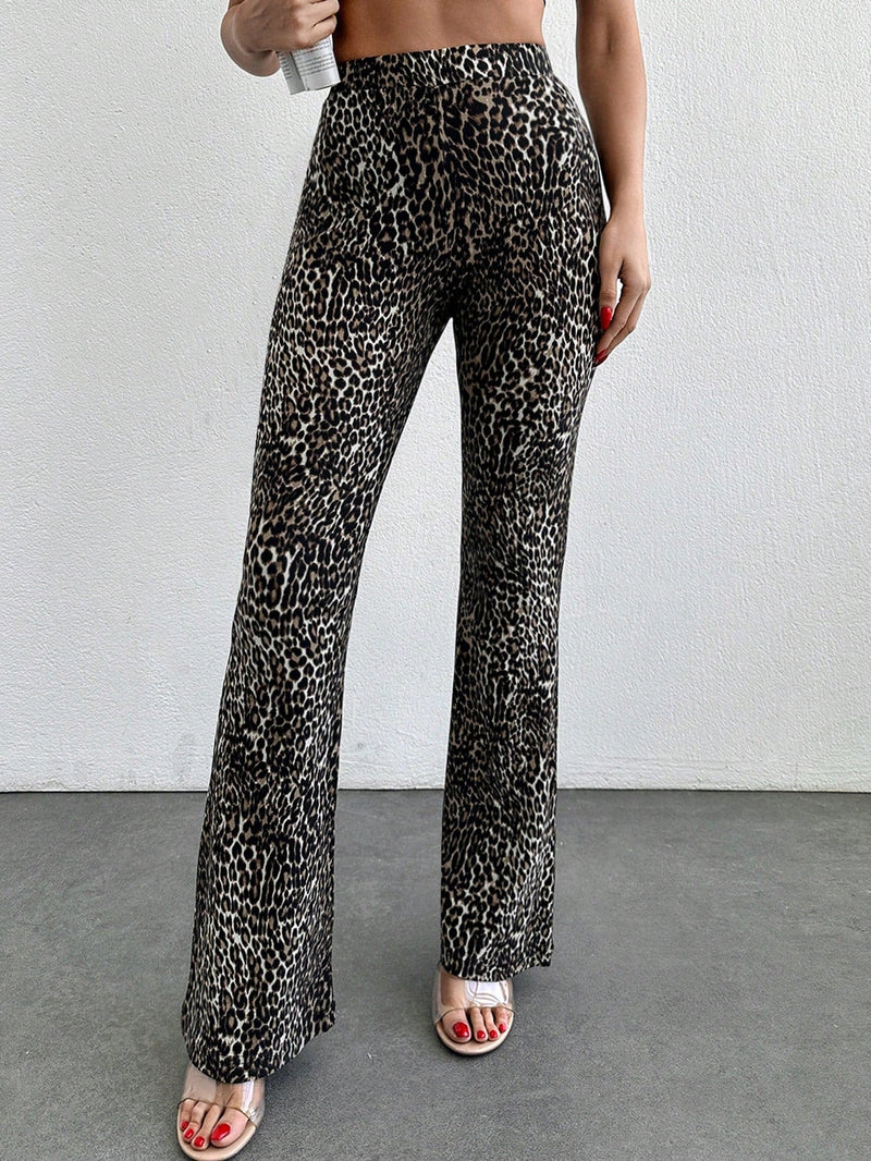 Tall pantalones acampanados con estampado de leopardo