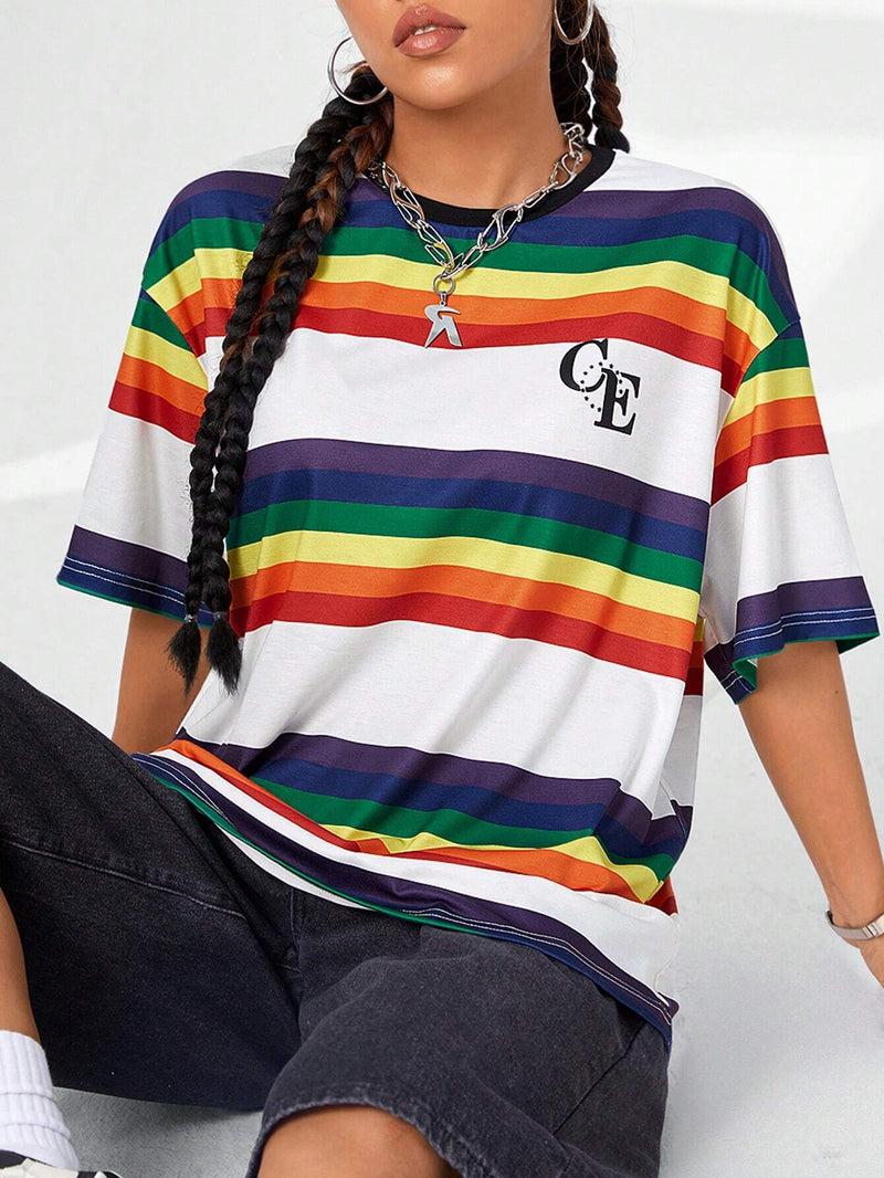 Coolane Camiseta de estilo urbano casual para mujer con diseno de rayas coloridas y letra impresa sobredimensionada de estilo novio, primavera/verano