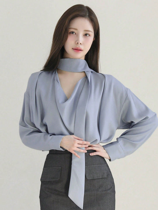 DAZY Blusa elegante con cuello de gargantilla, hombros caidos y diseno solido