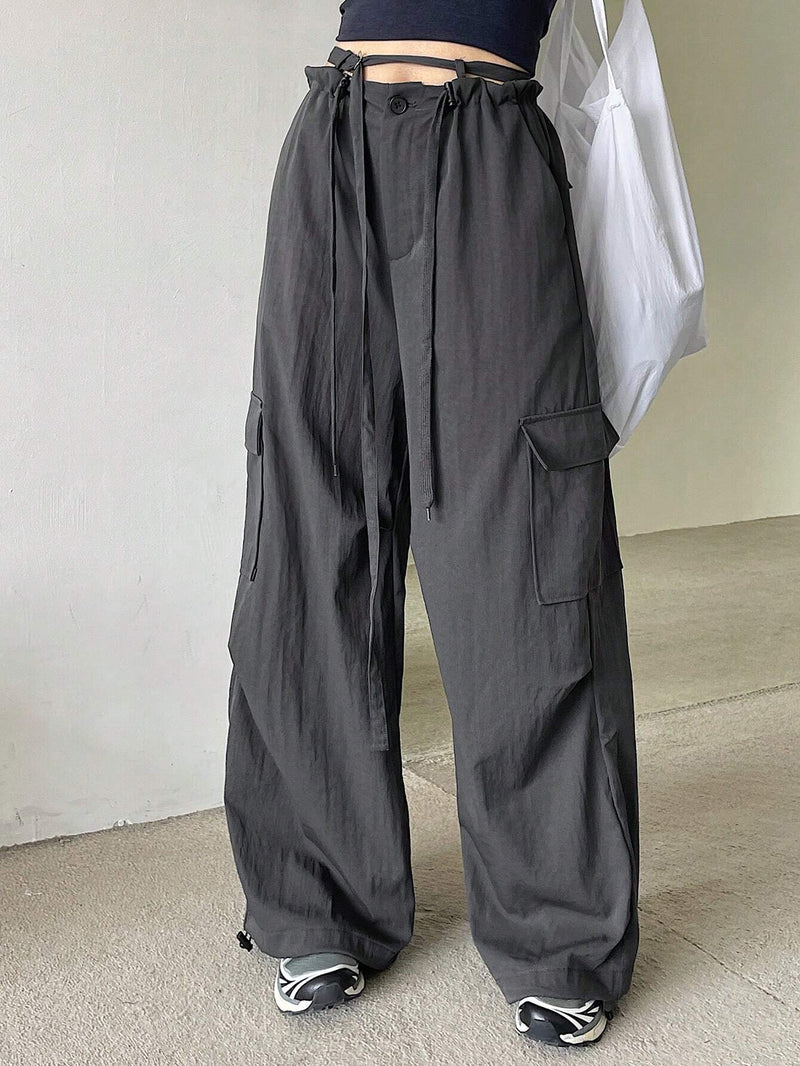 DAZY Pantalones cargo informales con bolsillos de solapa laterales y cintura con cordon ajustable