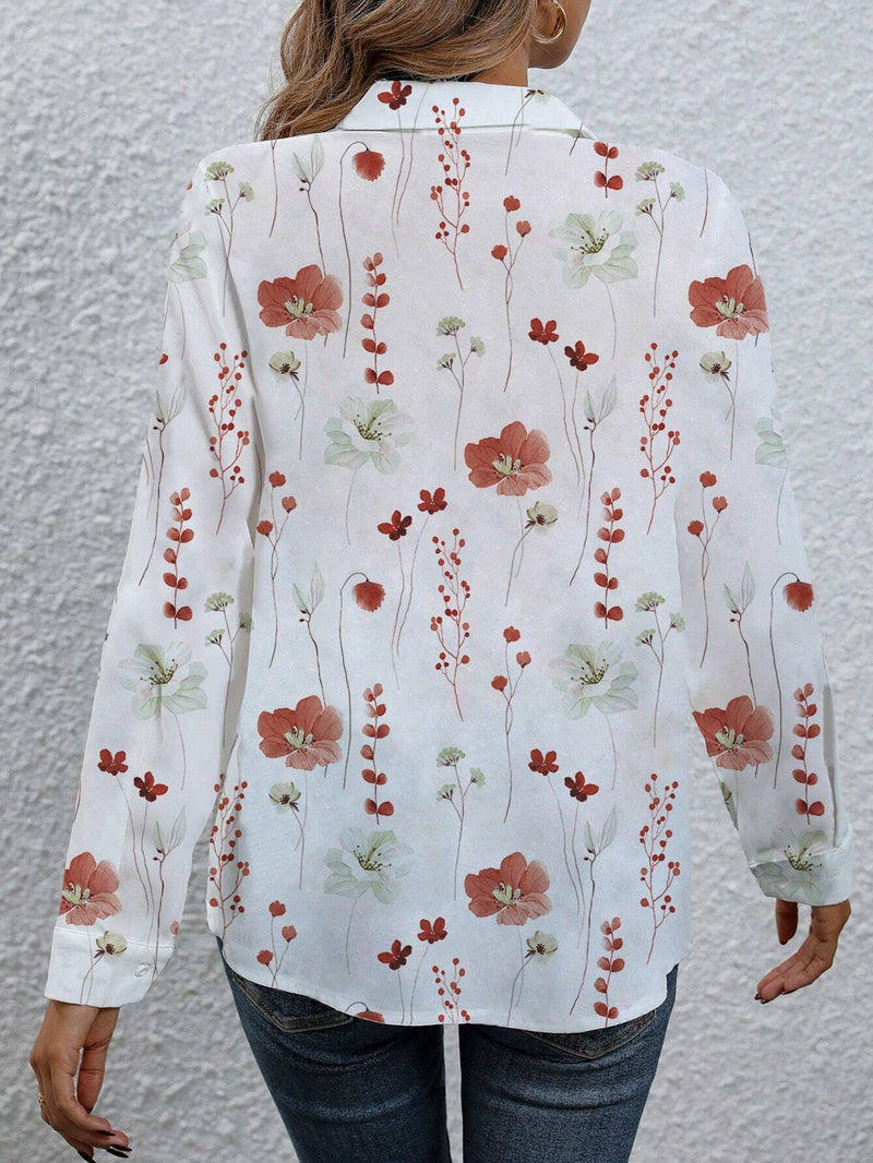 Camisa de mujer de manga larga con cuello abotonado estampada con flores