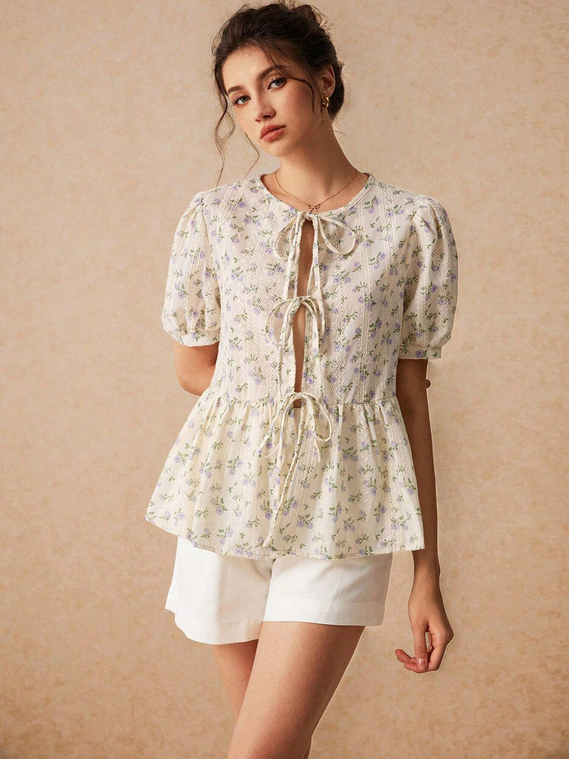 Camisa casual de manga corta con cuello redondo para mujer con estampado de flores, dobladillo con volantes y delantera atada, estilo 'Bridgerton' para verano