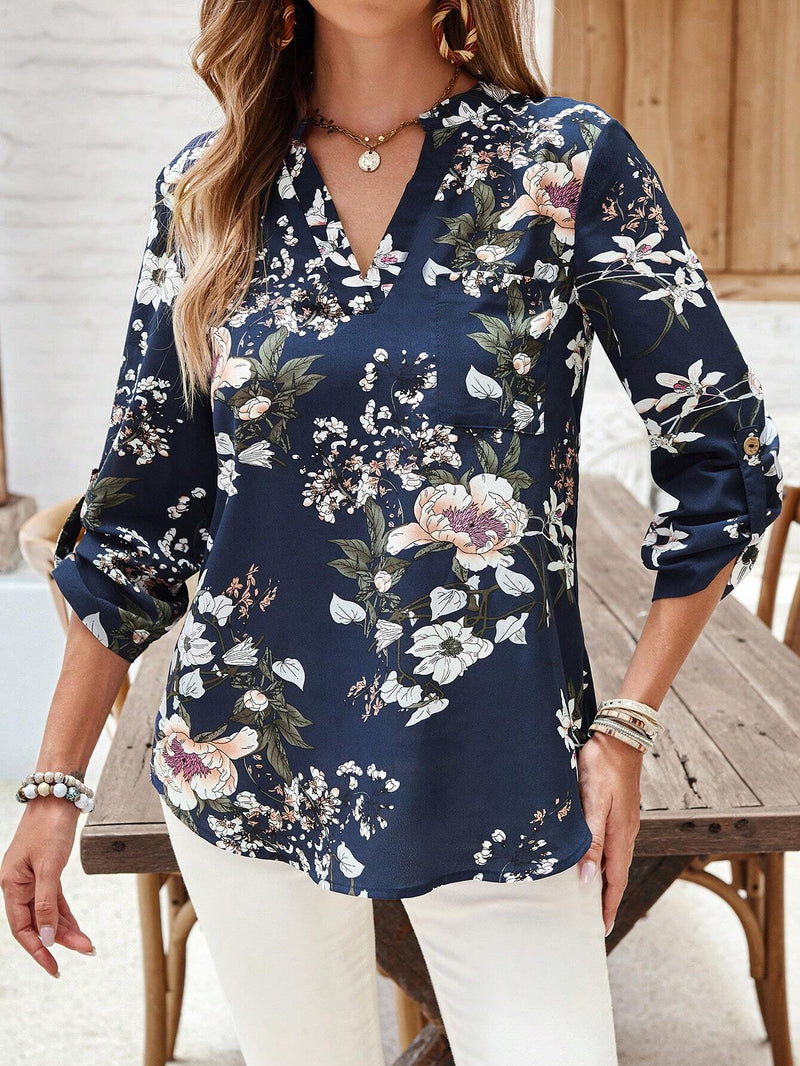 EMERY ROSE Blusa floja de vacaciones para mujer con cuello en V con muescas, punos enrollados y estampado floral