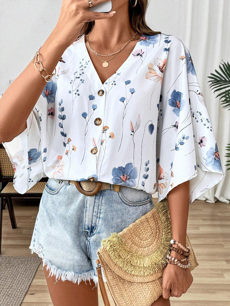 Camisa casual floja con cuello en V y botones de mujer, con estampado romantico de plantas y flores y mangas murcielago, perfecta para vacaciones