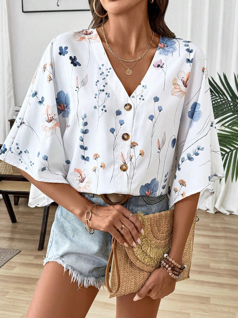 Camisa casual floja con cuello en V y botones de mujer, con estampado romantico de plantas y flores y mangas murcielago, perfecta para vacaciones