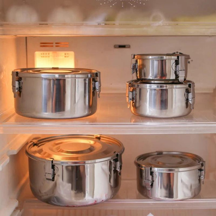 Juego de 3 contenedores de almacenamiento de alimentos de acero inoxidable que son herméticos, impermeables y resistentes a los olores - Ideales para uso en la cocina y viajes.