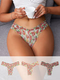 Conjunto de tanga de encaje con estampado de fresa