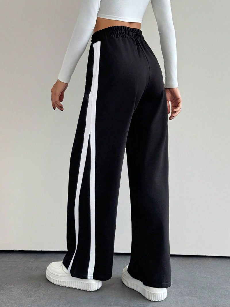 Tall pantalones casuales y deportivos con cordon, de color block y con rayas para mujer alta