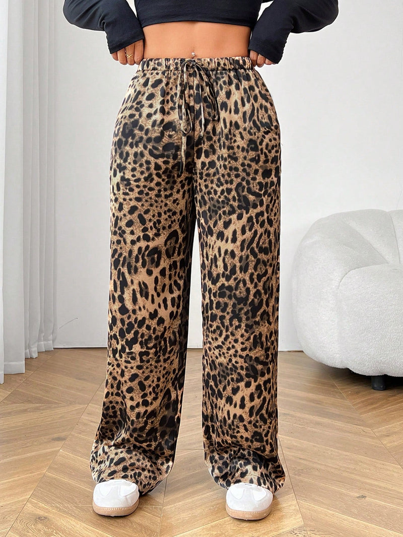 Petite pantalones casuales de estilo callejero de pata ancha de saten tejido con estampado de leopardo