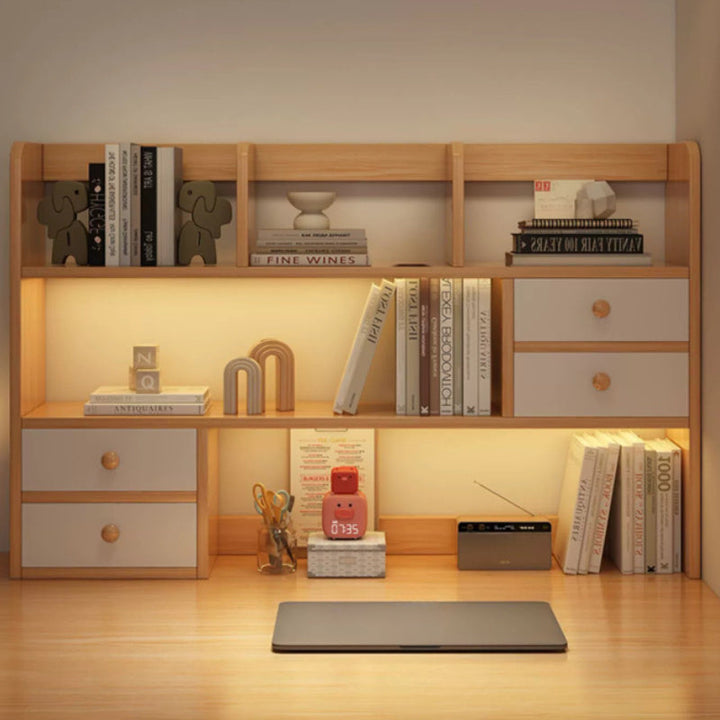 Un conjunto de estanterías para escritorio, ideal para organizar libros y otros artículos en tu escritorio de computadora, con una solución de almacenamiento versátil que se adapta bien a las estaciones de trabajo de computadora.