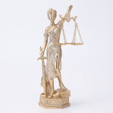 Estatua de resina dorada de la diosa de la justicia - Escultura griega de la ley de 23.98 cm con máscara para los ojos, llamado del cielo y espada, decoración para hogar y oficina, decoración para estantería
