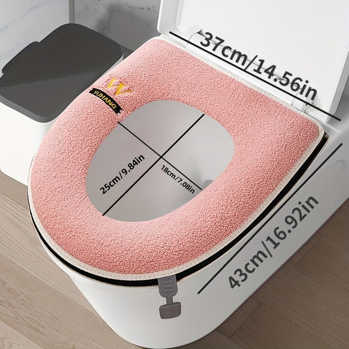 1 pieza, funda de cojín de asiento de inodoro reforzado, alfombra de felpa gris con logotipo "W", compatible con todos los inodoros, accesorio de baño cómodo, funda de cojín de asiento de inodoro.