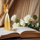 Escultura de ángel nórdico artesanal con alas doradas - Figurita de resina elegante para decoración interior/exterior, regalo perfecto para cumpleaños, Navidad, Acción de Gracias para padres y amigos, decoración de ángeles.