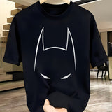 1 camiseta DC Warner para hombre con diseño de Batman, cuello redondo casual en negro con símbolo de murciélago en blanco, tela suave de poliéster, ideal para deportes, fiestas y ropa casual, regalo perfecto para fans, cómodo ajuste | Camiseta estampada