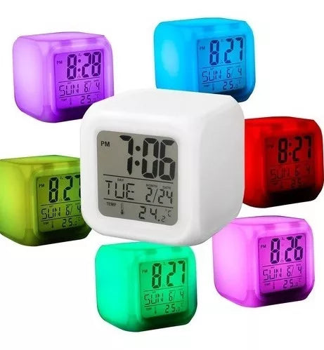 Reloj Despertador/alarma Cubo Luminoso Digital 6 Colores Led Color Blanco