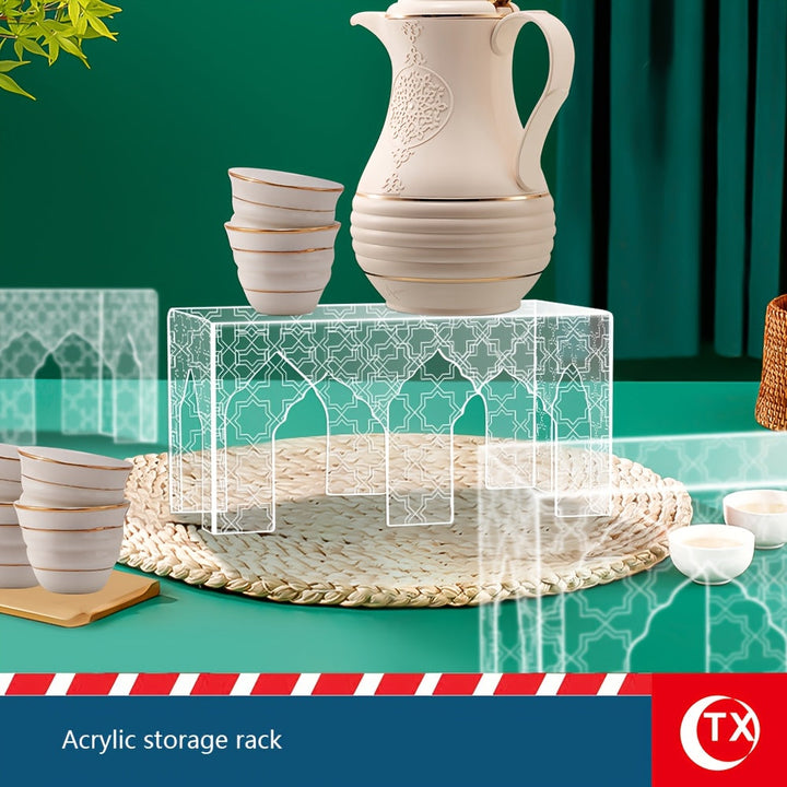 Una colección de estanterías inspiradas en el Ramadán, diseñadas con un motivo de castillo, se ofrece en tres tamaños diferentes. Estas estanterías son perfectas para almacenar artículos del hogar, exhibir objetos de colección, presentar pasteles y postr