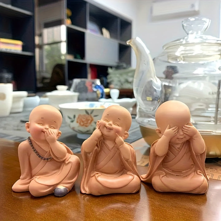 Juego de Tres Figuras Zen de Monjes en Resina, Ideal para Decoración de Escritorio o Sala de Té. Pequeña Estatuilla Budista Retro Creativa, Perfecta también para Acuarios y Micro Paisajes
