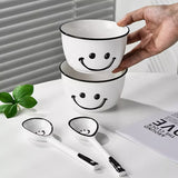 Juego de 4 o 6 tazones de arroz de cerámica con caritas sonrientes y cucharas, diseño divertido en blanco y negro, apto para microondas, ideal para desayunos o snacks, set de desayuno|Diseño juguetón|Tazón para microondas