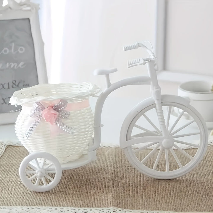 1 Macetero Elegante de Bicicleta Blanca con Cesta de Enredadera Rosa - Decoración Plástica Estilosa para Hogar, Ideal para Sala, Escritorio o Librería | Perfecto para Supermercados y Ramos, Adorno de Bicicleta