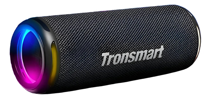 Parlante Tronsmart T7 Lite portátil con bluetooth waterproof negra
