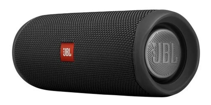 Parlante JBL Flip 5 portátil con bluetooth waterproof black matte