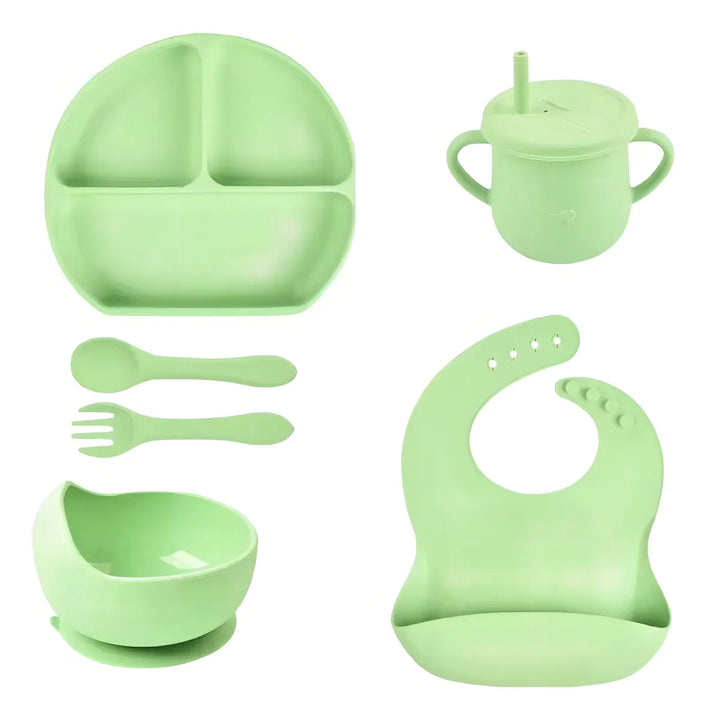 Juego De Vajilla Para Bebes Con Antideslizantes En Silicona Color Verde