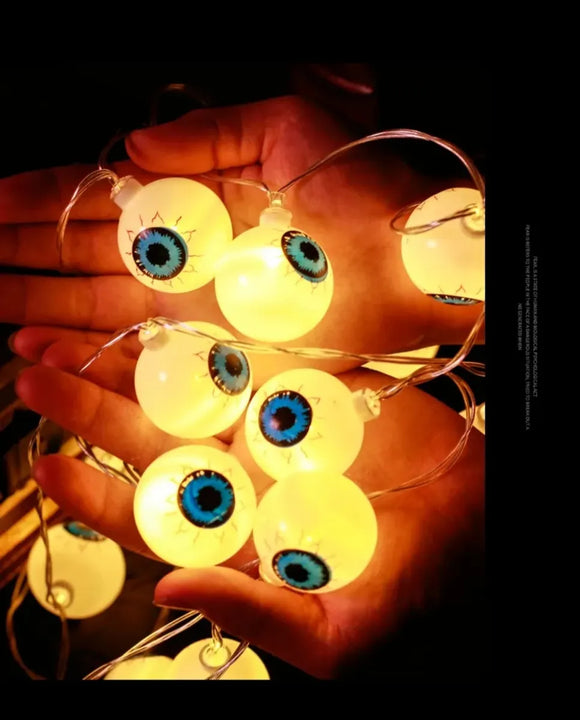 Guirnalda 10 Led Halloween Ojos Blanco Extension 2mt Pilas