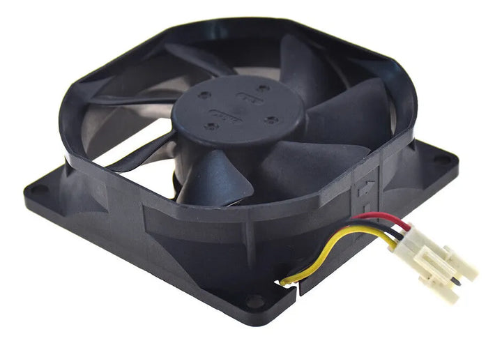 Ventilador De Refrigeración 8x8x2.5cm Brushless 12v 3 Cables