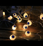 Guirnalda 10 Led Halloween Ojos Blanco Extension 2mt Pilas