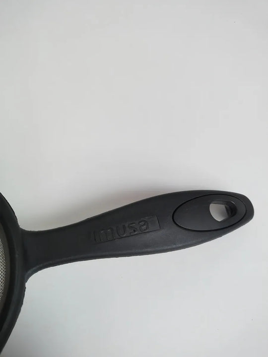 Colador Imusa Malla Metálica Acero 10 Cm Color Negro